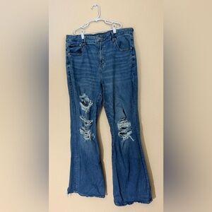 American Eagle Outfitters Ripped Jeans